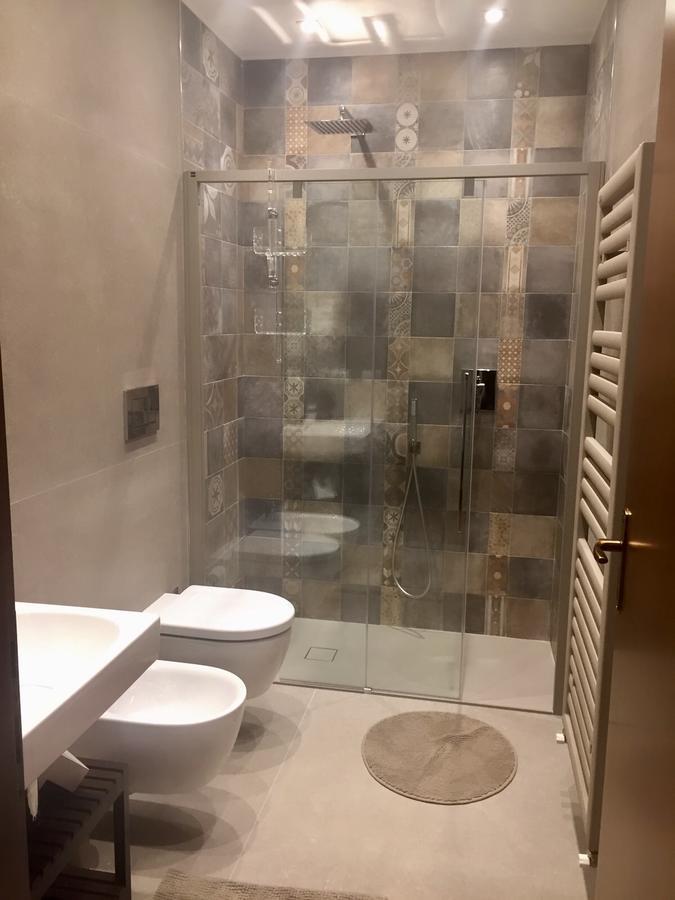 Marie Rose Luxury B&B & Apartment Desenzano del Garda Exterior foto