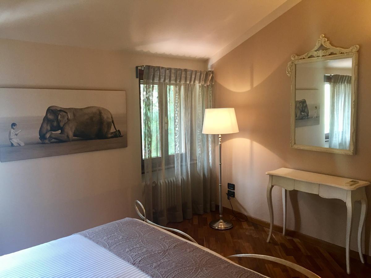 Marie Rose Luxury B&B & Apartment Desenzano del Garda Exterior foto